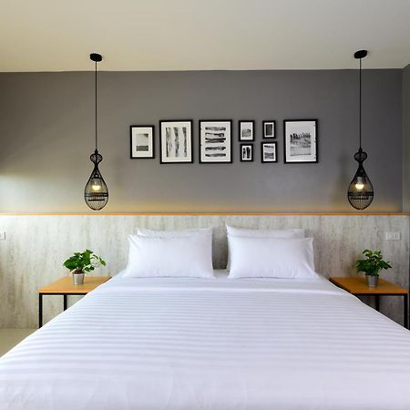 Ruenthip Pattaya Hotel Room photo