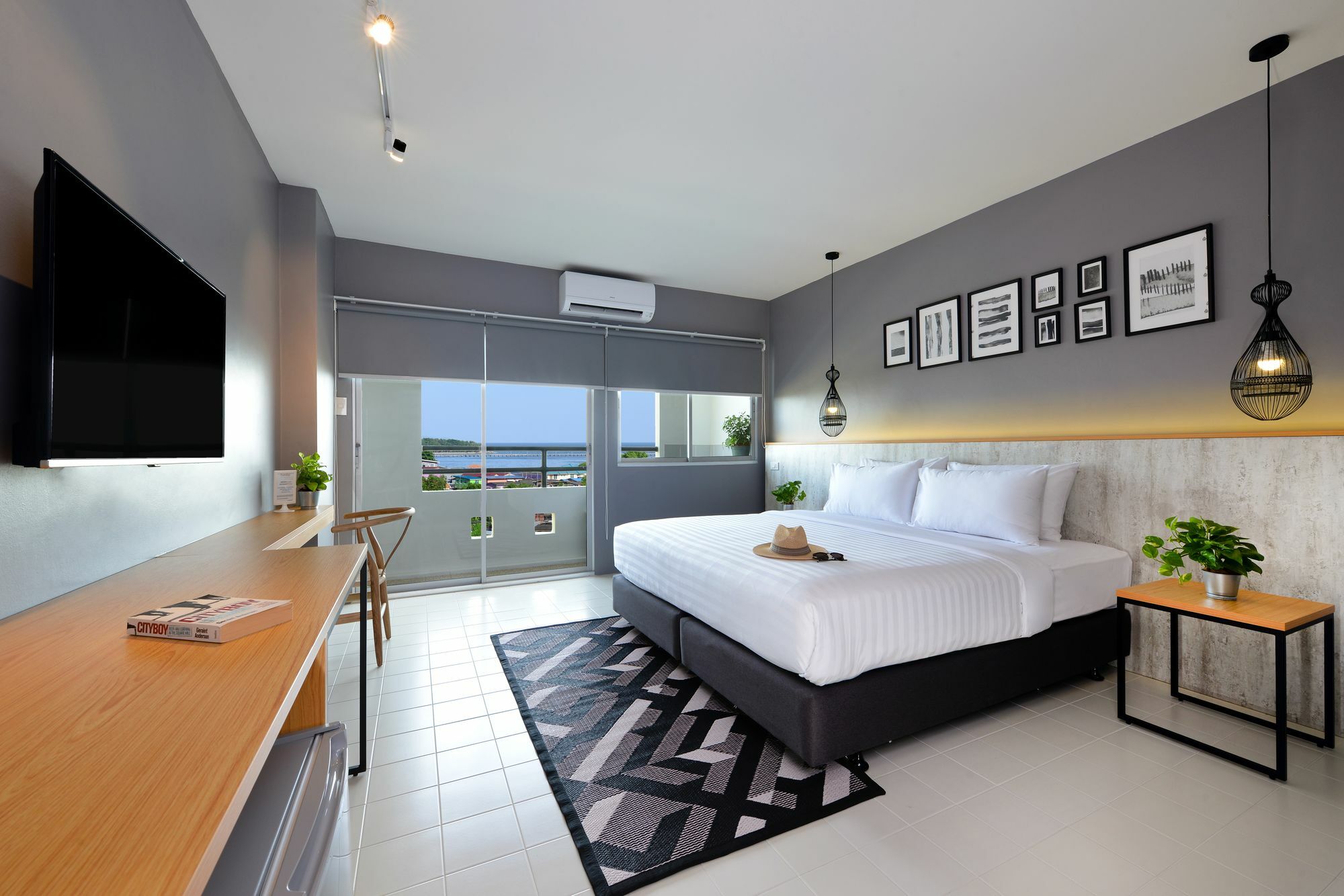 Ruenthip Pattaya Hotel Exterior photo
